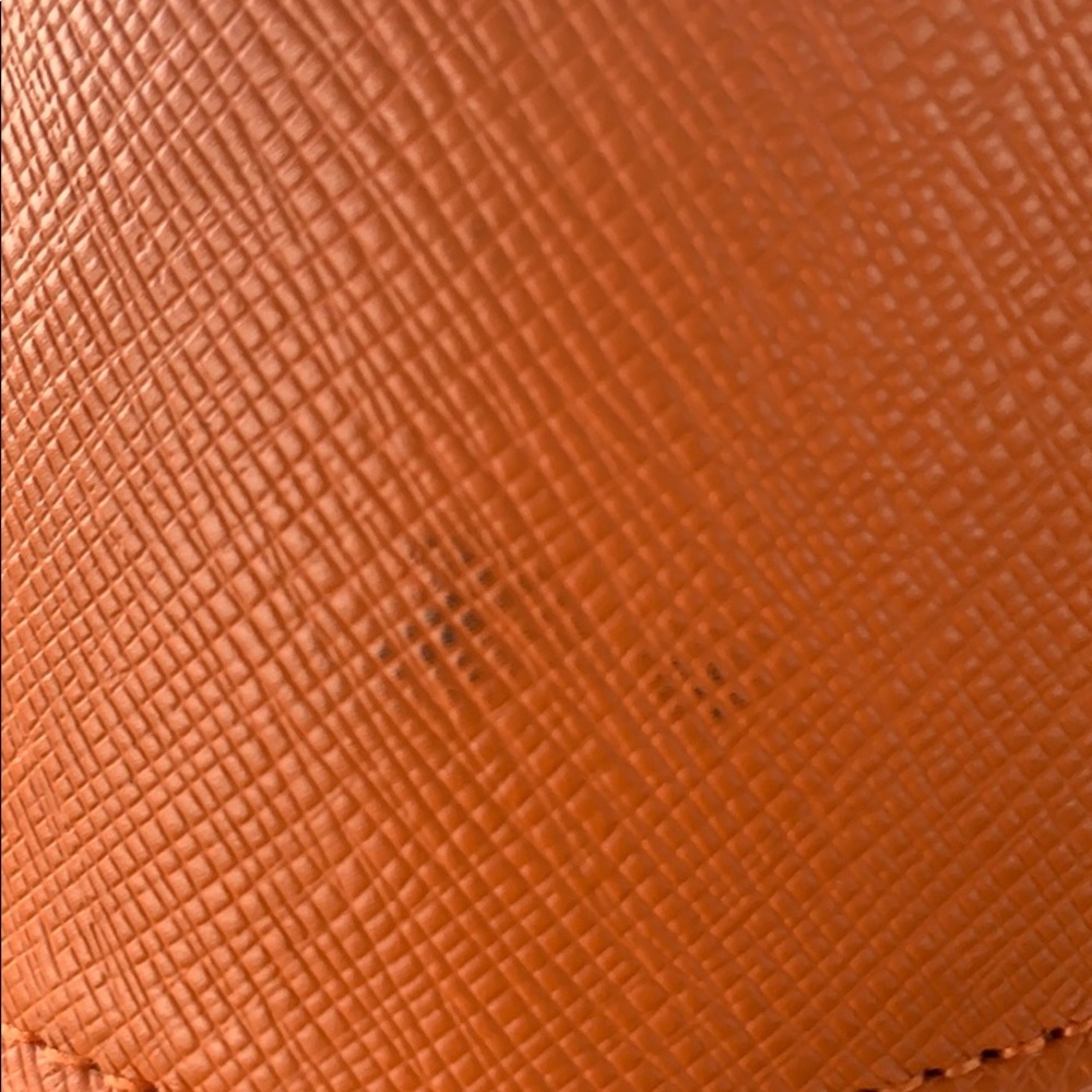 SOLD Tory Burch sunglasses case - Picture 7 of 7